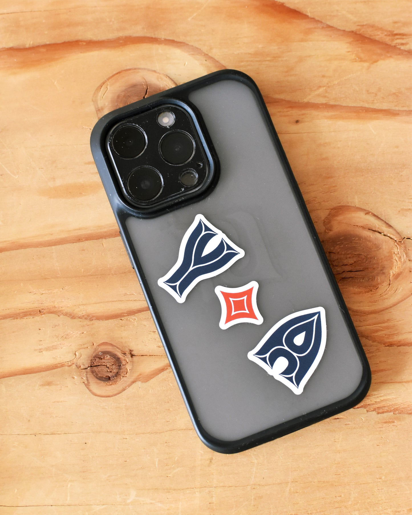 アイヌ文様のアルファベットステッカー