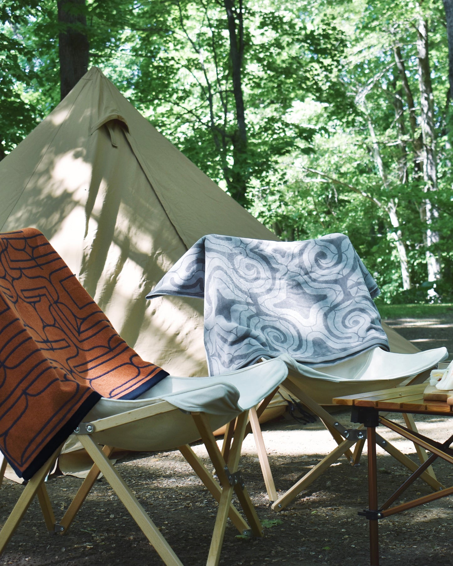 アイヌ文様の今治タオルブランケット　4color