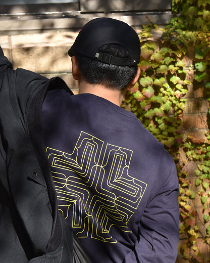 アイヌ文様線画バックプリントロングスリーブTシャツ　3color