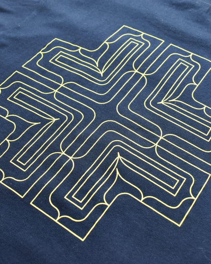 アイヌ文様線画バックプリントTシャツ　4color