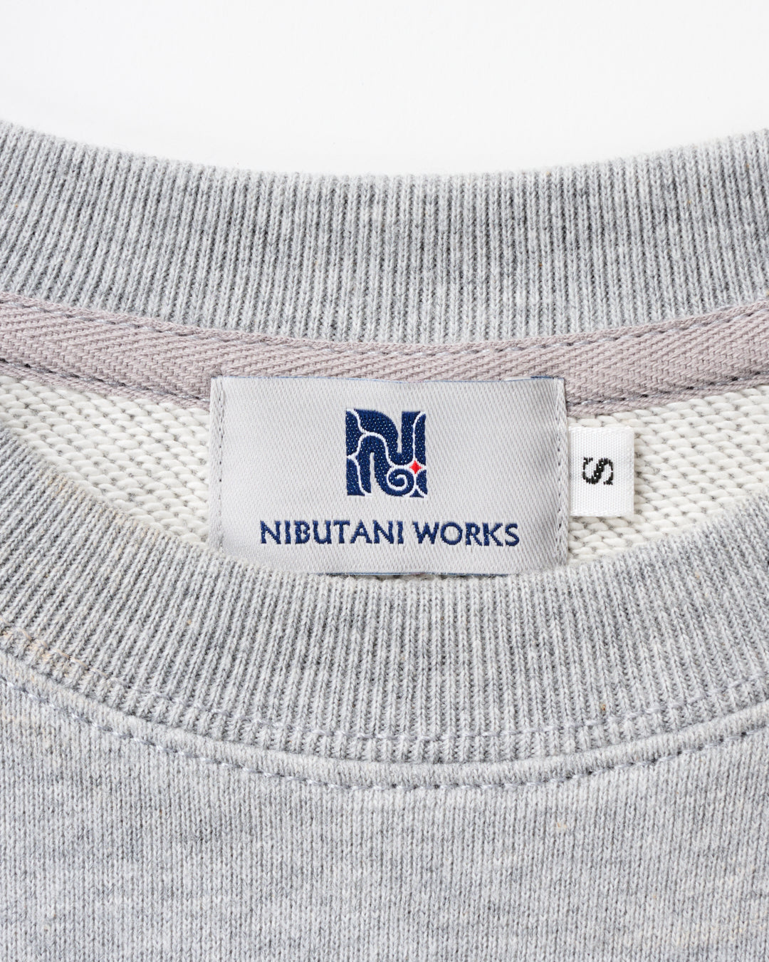 ワンポイント刺繍スウェット【NIBUTANI WORKS logo】