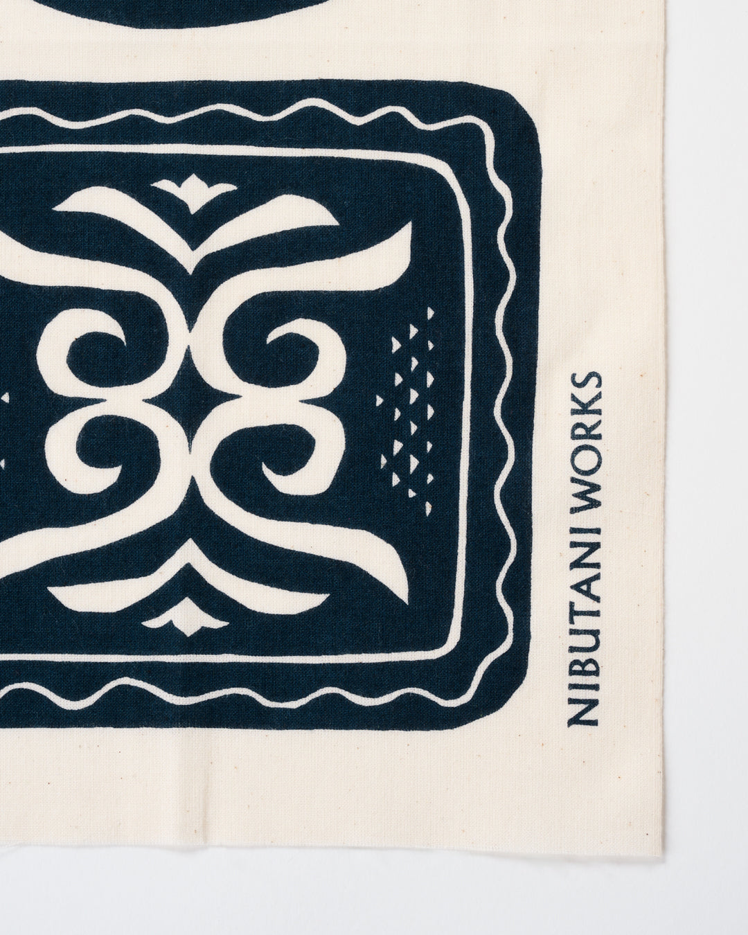 【予約販売：10月下旬お届け予定】てぬぐい【ainu mingu】ネイビー