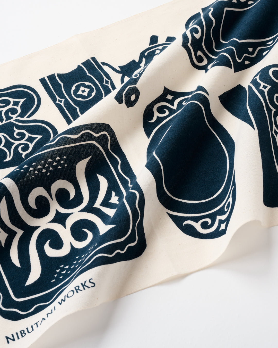 【予約販売：10月下旬お届け予定】てぬぐい【ainu mingu】ネイビー