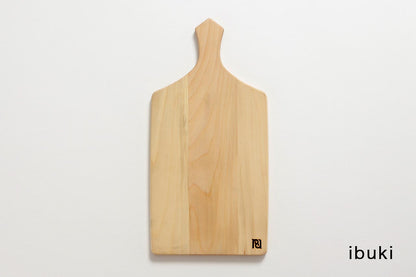 アイヌ文様のカッティングプレート