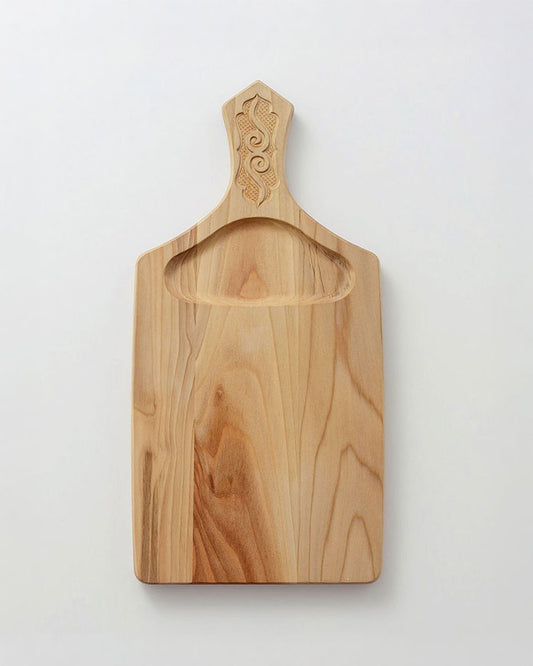 アイヌ文様のカッティングプレート