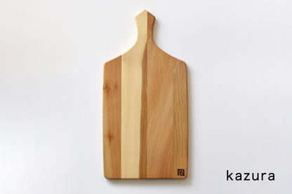 アイヌ文様のカッティングプレート