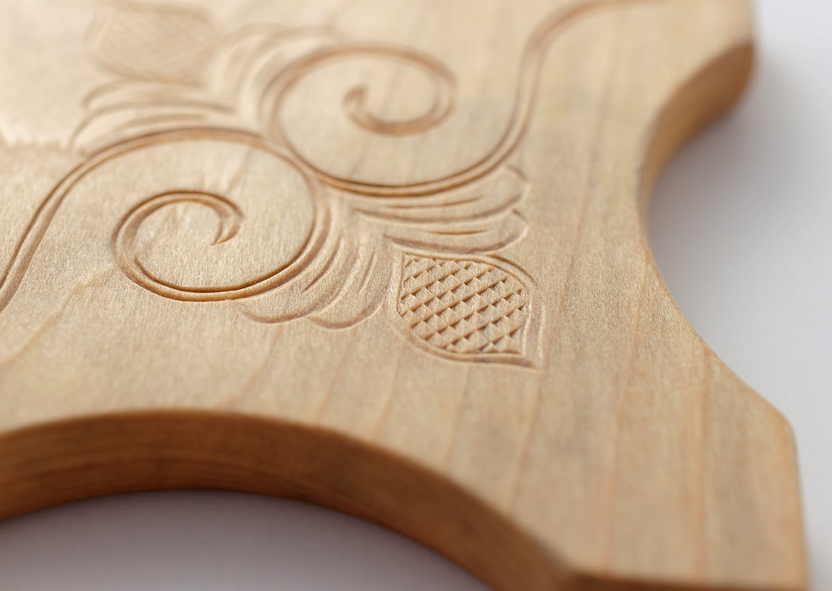 アイヌ文様の鍋敷き