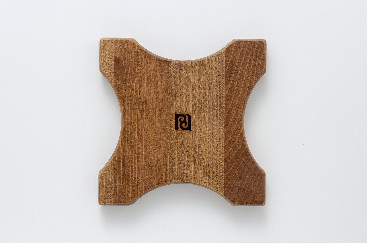 アイヌ文様の鍋敷き