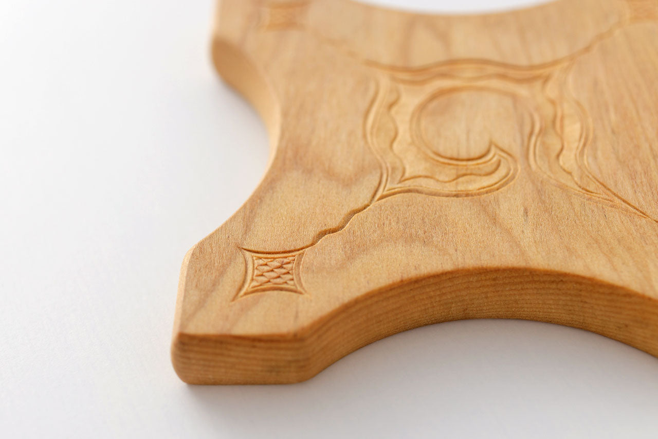 アイヌ文様の鍋敷き