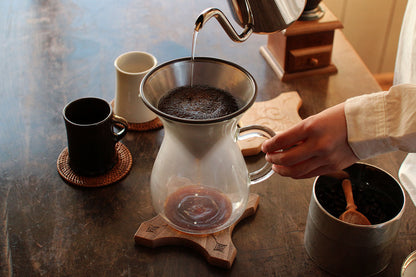 アイヌ文様の鍋敷き